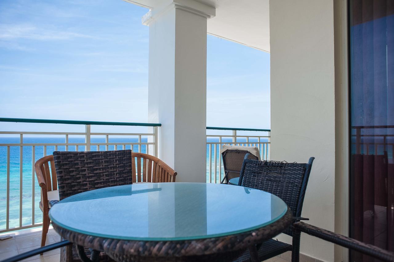 Palmyra Luxury Beach Condos Μοντέγκο Μπέυ Εξωτερικό φωτογραφία